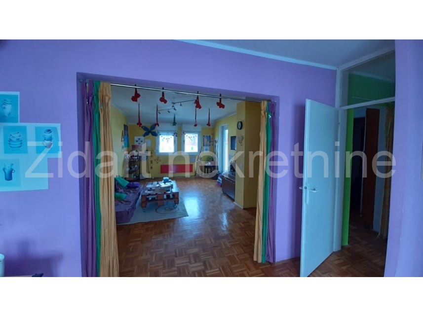 Квартира, 958 м², 161 000$ — FAKTOR